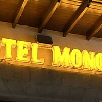 Hotel Monopol
